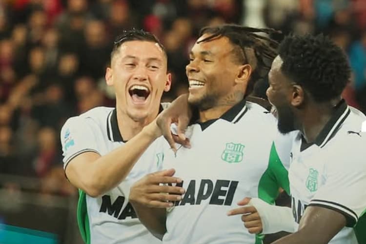 Jay Idzes bermain penuh bersama Sassuolo kala mengalahkan Cagliari di Serie A, Jumat (31/10/2025) dini hari WIB. (Instagarm @sassuolocalcio)