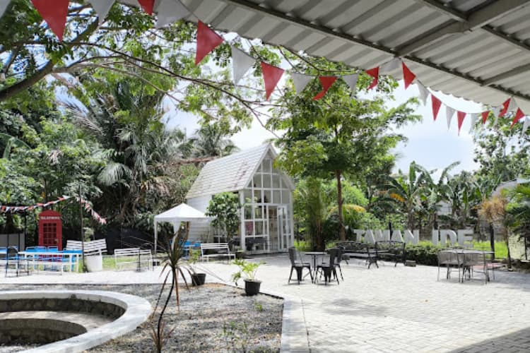 Taman Ide, salah satu tempat kuliner bernuansa alam di Tigaraksa. (Gmaps)